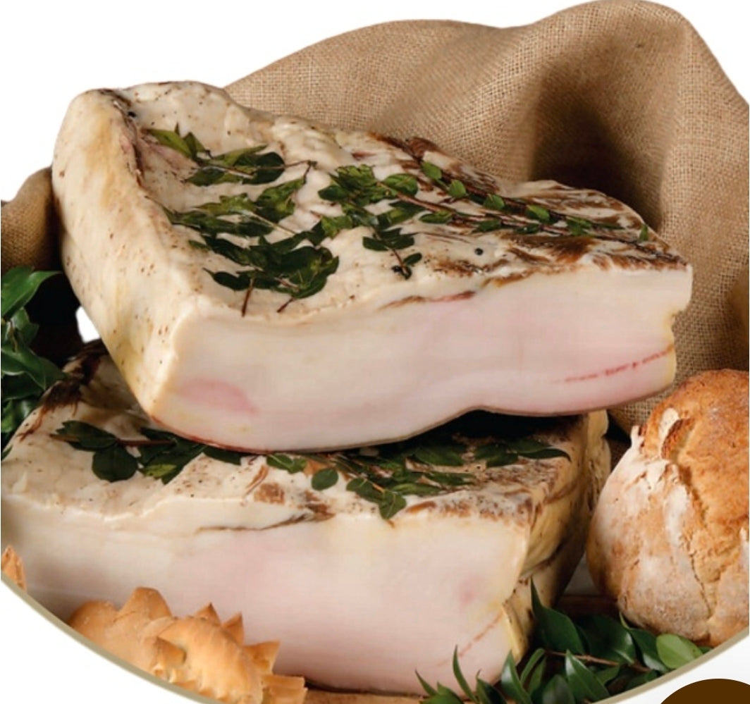 Trancio di Lardo di Suino Aromatizzato al Mirto